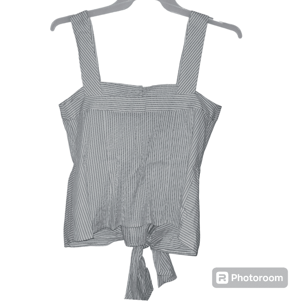 Women's Express White and Blue Striped Button Up Crop Top Size M - Picture 3 of 9
